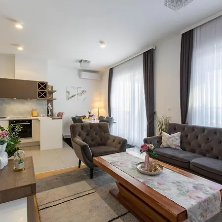 Penthouse Heavenly *