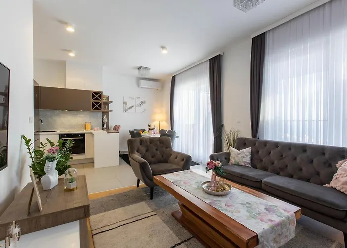 Penthouse Heavenly *